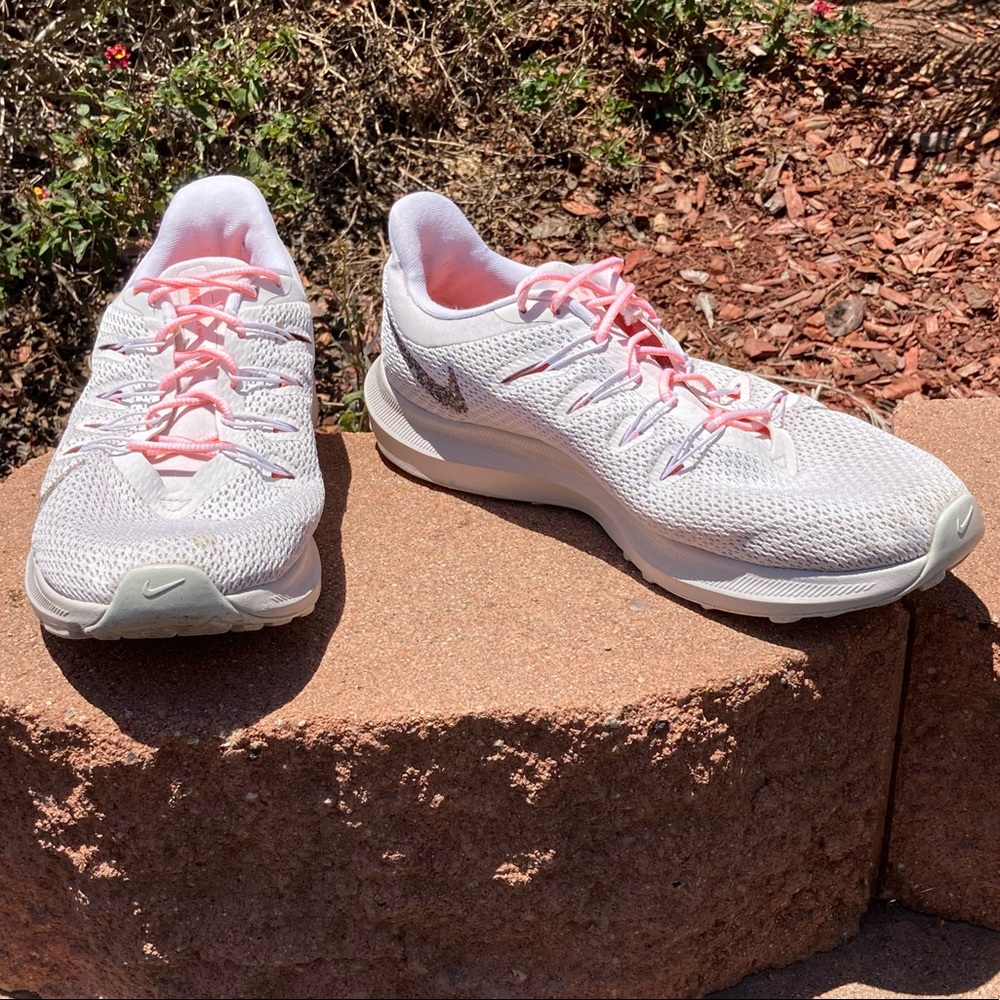 nike quest 2 running shoe